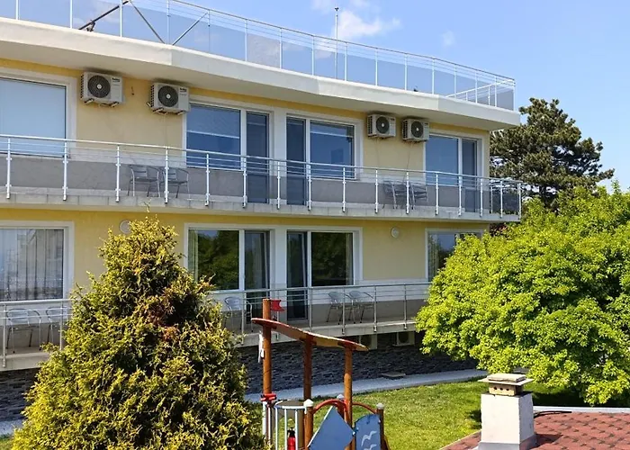 招待所 ,,лозница гт